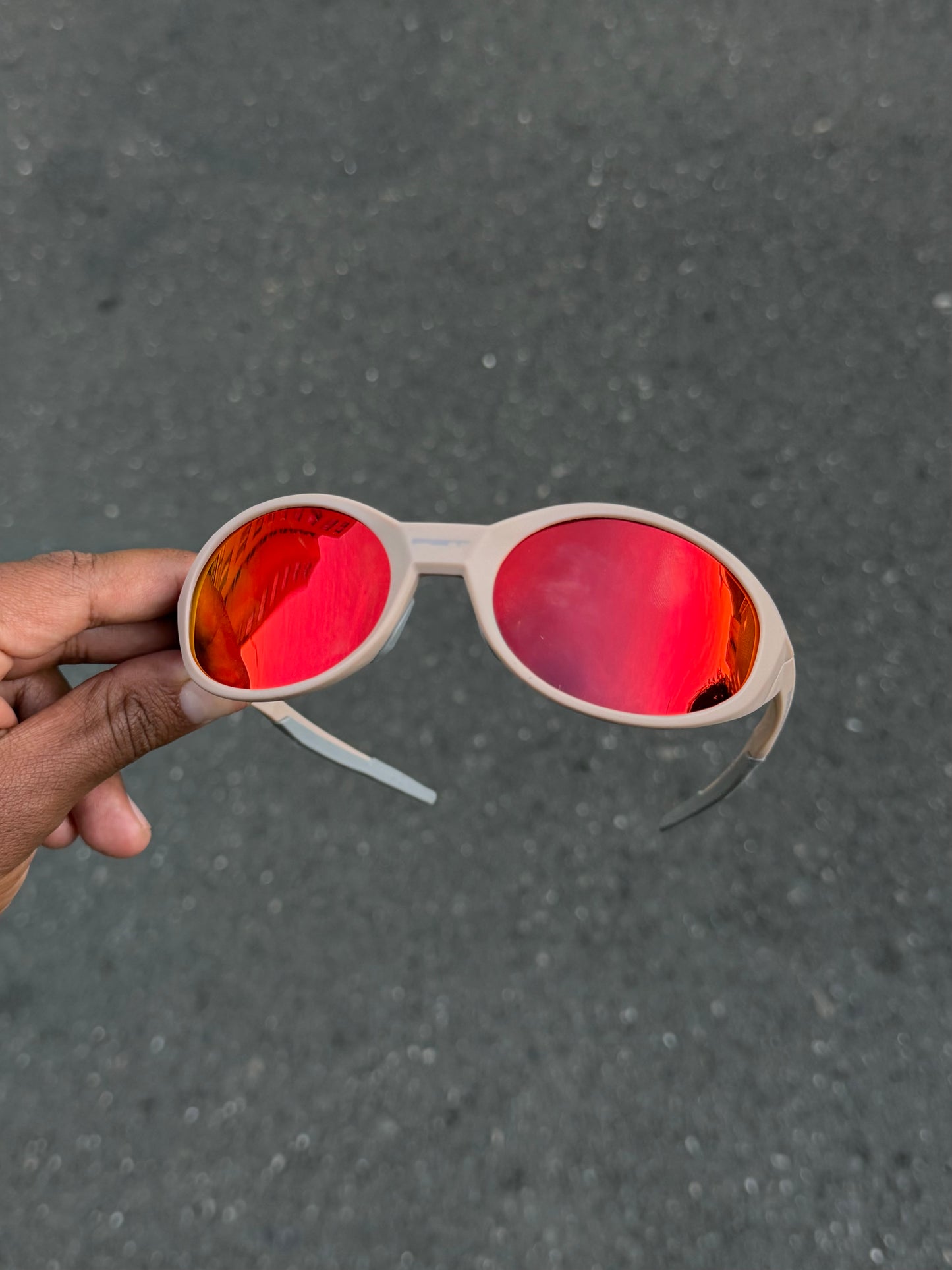 EYE JACKET BEIGE RUBY