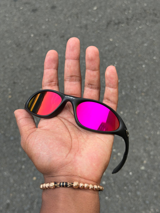 MINUTE CARBON TANZANITE