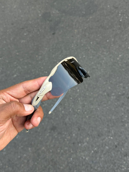 RADAR EV BEIGE ALL BLACK