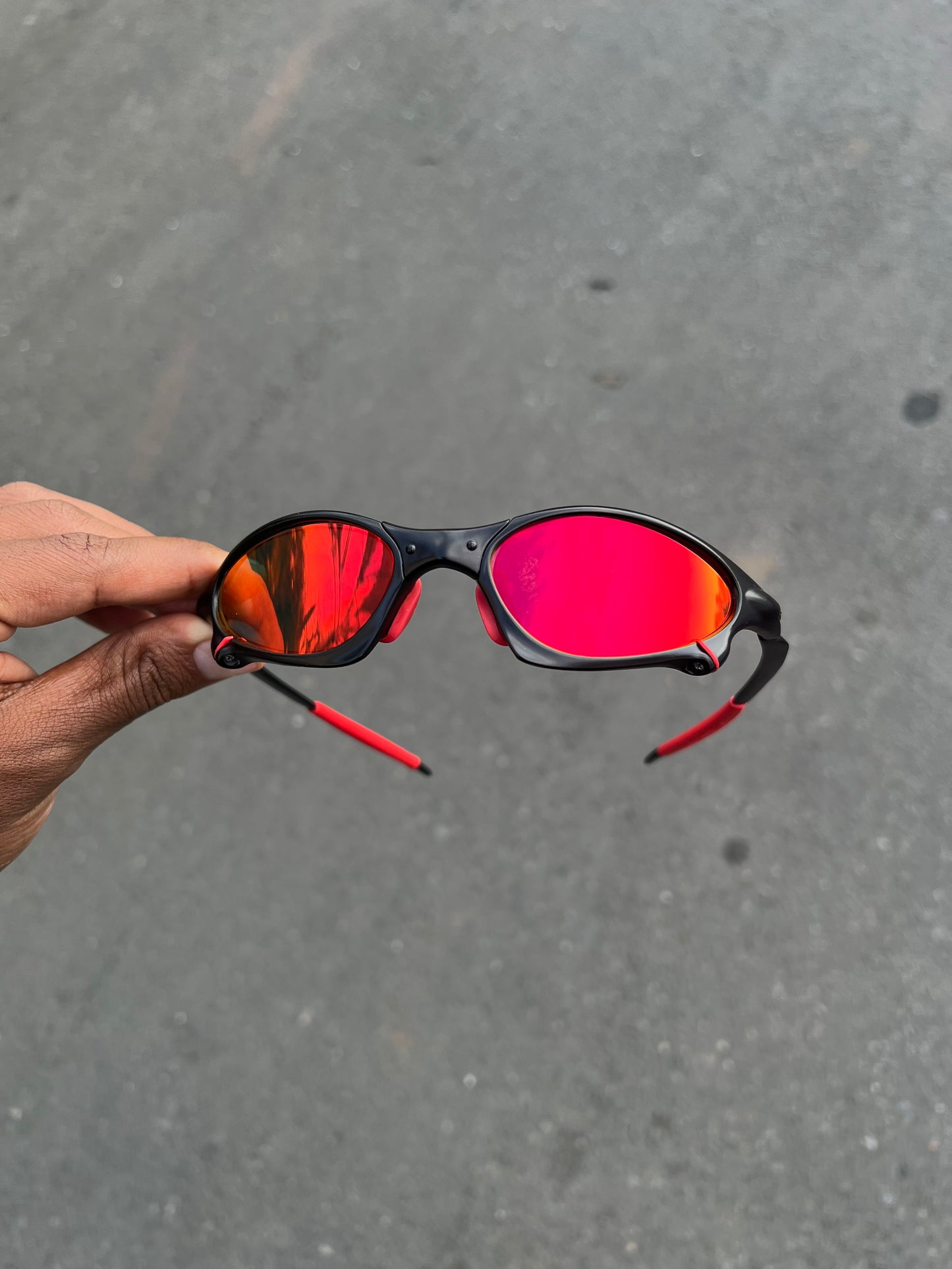 PENNY CARBON RUBY