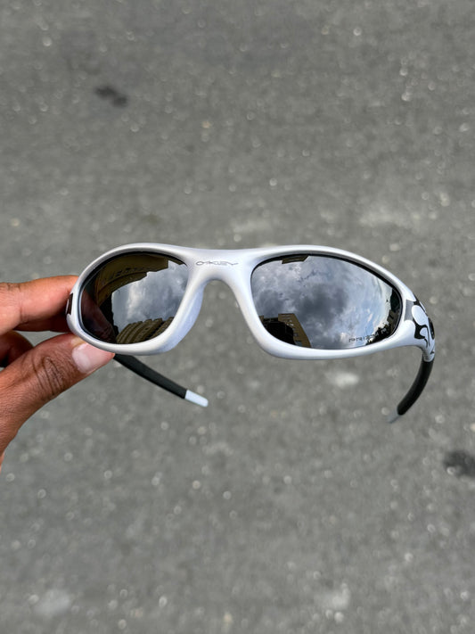 Straight Jacket Black