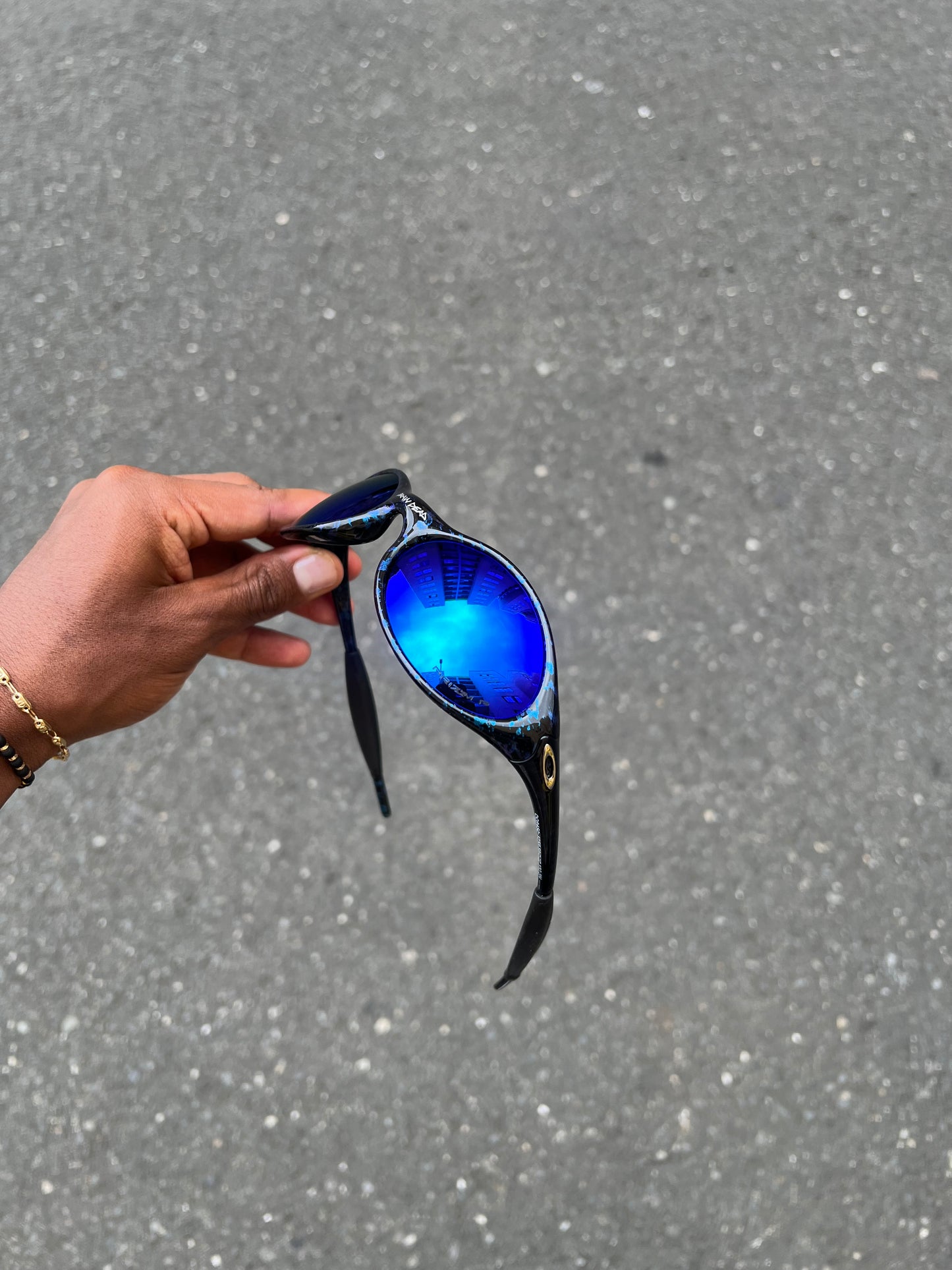 EYE JACKET NEON BLUE